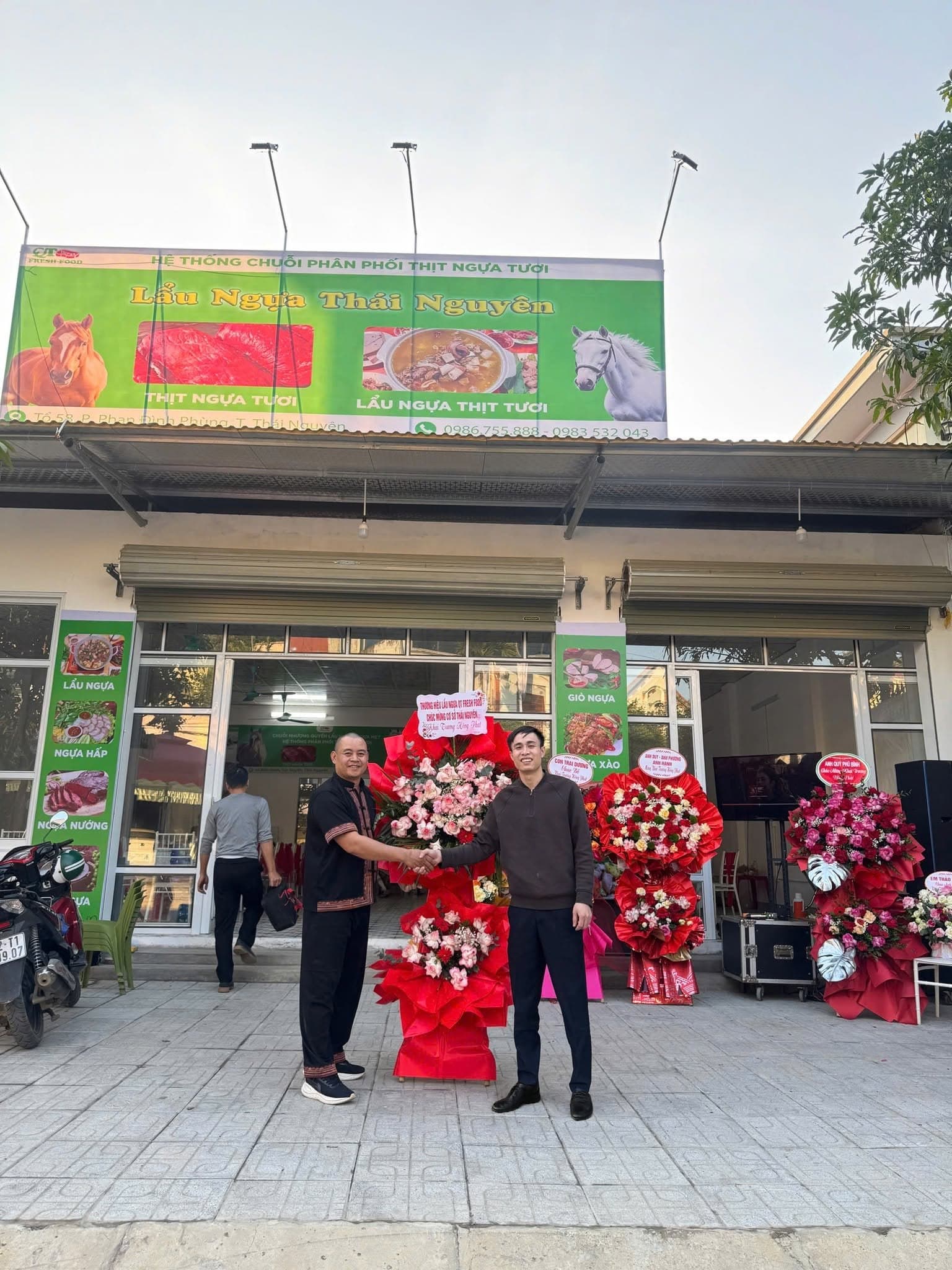 Khai trương cơ sở nhượng quyền QT FOOD